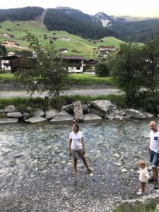 Tirolo austriaco con bambini