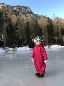 pattinare sul ghiaccio in alta badia