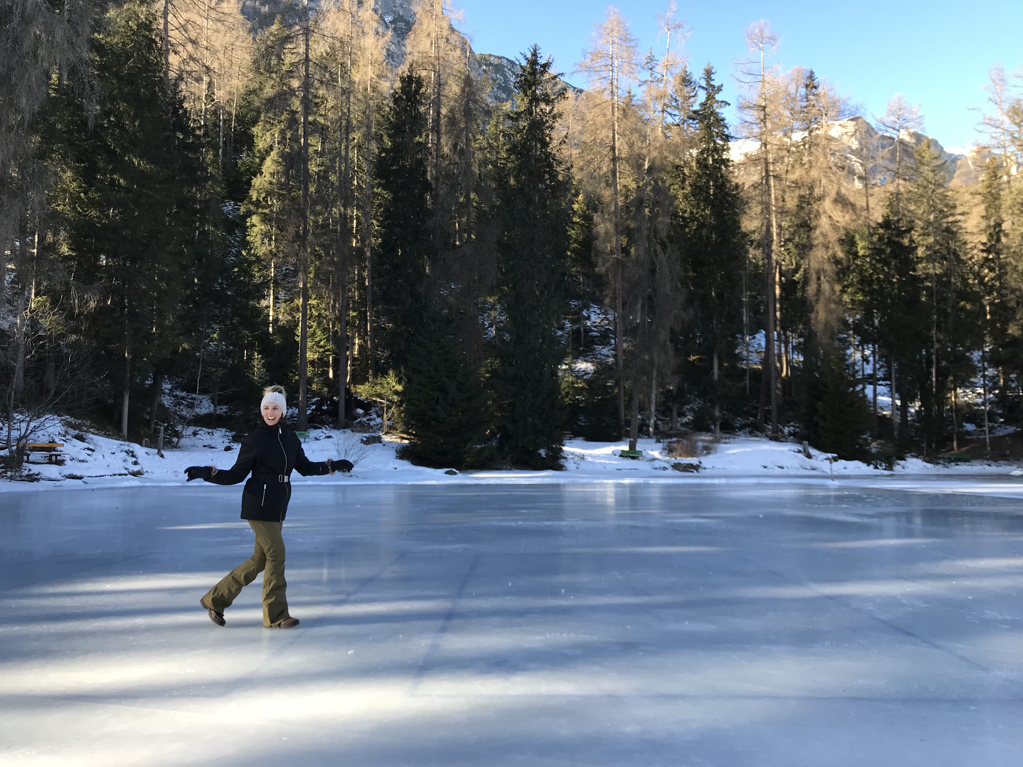 pattinare sul ghiaccio in alta badia