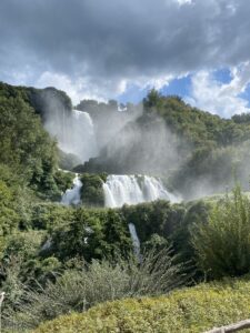 cascata marmore bambini