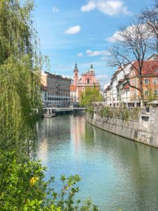 Slovenia bambini glamping